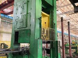 Пресс К2542 усилием 1600 тонн