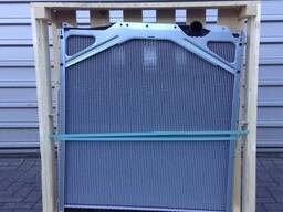 1676435,8112961 Volvo Радиатор