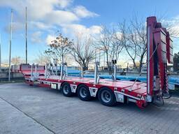 3-осный низкорамный трал/3-axle low loader trailer