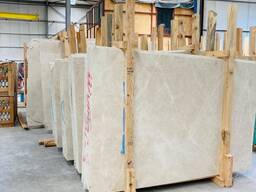 Бежевый мрамор