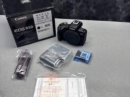 Canon EOS R50 Aynasız Fotoğraf Makinesi (Siyah)