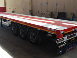 Flatbed semi trailer. Полуприцеп-платформа