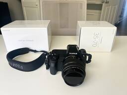 Fujifilm gfx50s ii kamera gövdesi kiti, gf35-70mmf4.5-5.6 wr lens ile birlikte