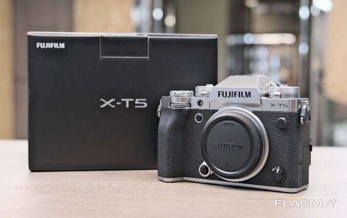 FUJIFILM X-T5 Aynasız Fotoğraf Makinesi (Gümüş)