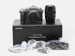 Fujifilm X-T5 with XF 16-50mm f/2.8-4.8 lens