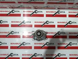 Комацу масляный насос