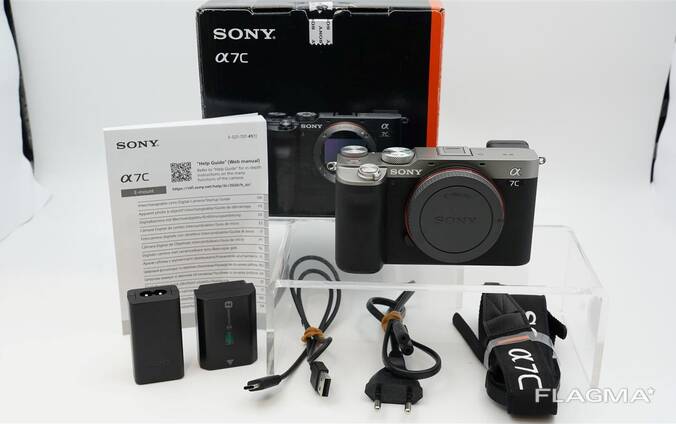 Orijinal ambalajıyla Sony ILCE-7C gövdesi