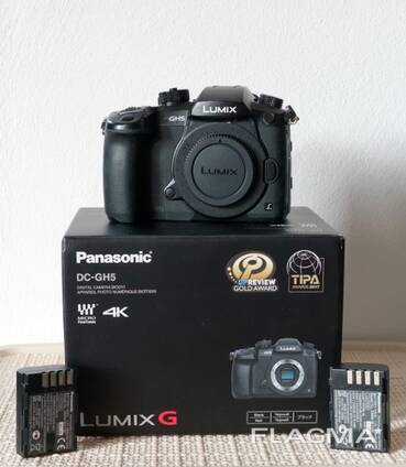 Panasonic Lumix GH5, 12-35 mm f2.8II, 35-100 mm F2.8II ve 7-14 mm F4 lenslerle birlikte.