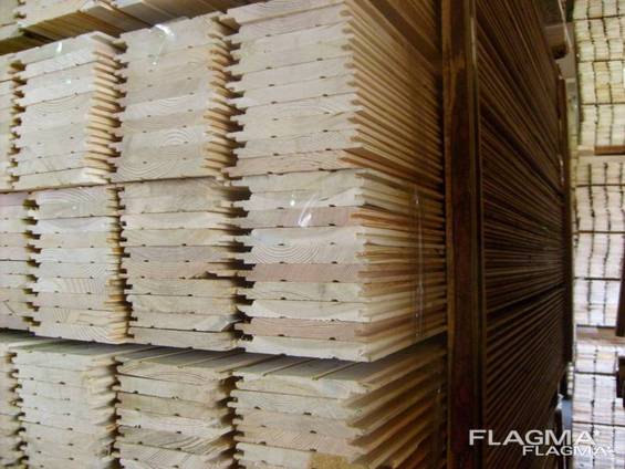 Pine floor boards flooring