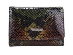 Women’s Leather Wallets